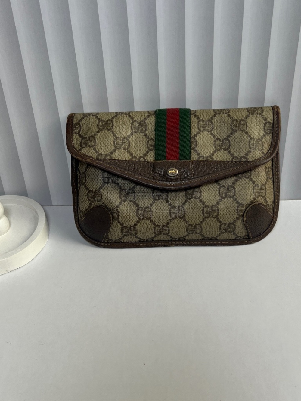 Firm | Authentic Gucci GG Web Sherry line clutch Vintage
